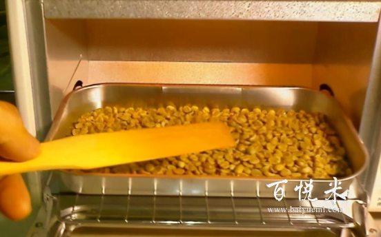 如何在家烘焙自己喜歡的咖啡豆?用平底鍋就能烘焙咖啡豆